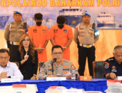 Polisi Tangkap Pria Bawa 100 Ribu Benih Bening Lobster Ilegal