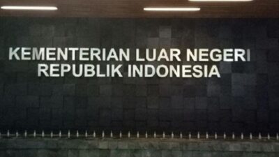 Pasca Serangan Udara Israel, Kemlu Pastikan Ratusan WNI di Iran Aman