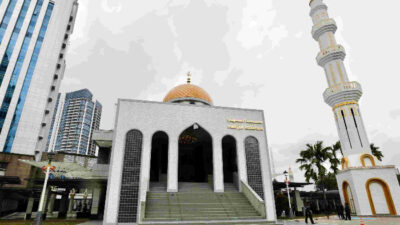 Dibangun Tanpa Dana APBD dan Bernuansa Masjid Nabawi, Pj Gubernur Teguh Resmikan Masjid As-Sahara Pemkot Jakbar