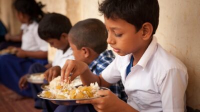 Revolusi Gizi Anak: Program Makan Bergizi Gratis Raih 3 Juta Anak di April 2025