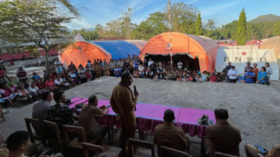 Wagub NTT Tanggapi Langsung Keluhan Pengungsi Erupsi Gunung Lewotobi
