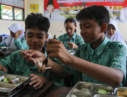 Isu Minyak Babi pada Food Tray Program Makan Bergizi Gratis, Ini Penjelasan BGN