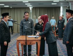Sekdaprov Marindo Kurniawan Lantik 23 Pejabat Administrator dan 8 Pejabat Pengawas di Lingkungan Pemprov Lampung
